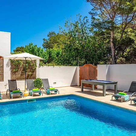 Villa Mariposas By *