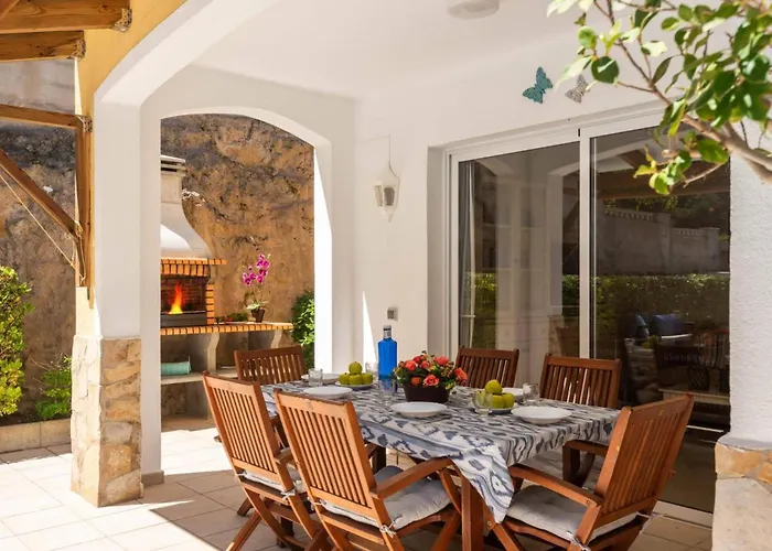 Villa Mariposas By Es Mercadal